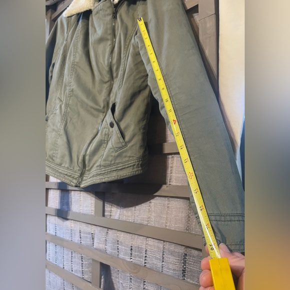 HOLLISTER Malaga Beach Sherpa Collar Moto women’s zip Bomber Jacket M Army Green - Picture 7 of 9